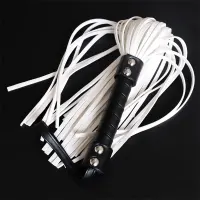 Flogger con Doble Remache 44 cm · LATETOBED BDSM LINE · Spanking y Azotes