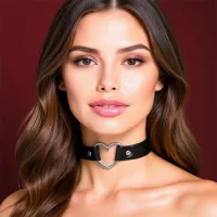 Collar con Corazón Tipo Choker Cuero Vegano Talla Única · CINDERELLA · Accesorios y Sets