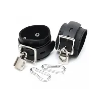 Esposas Pies Cuero Ajustables con Candado · BONDAGE PLAY · Esposas y Ataduras
