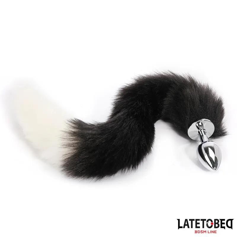 Plug Anal con Cola Blanco y Negro 40 cm · LATETOBED BDSM LINE · Anal — Foto 3