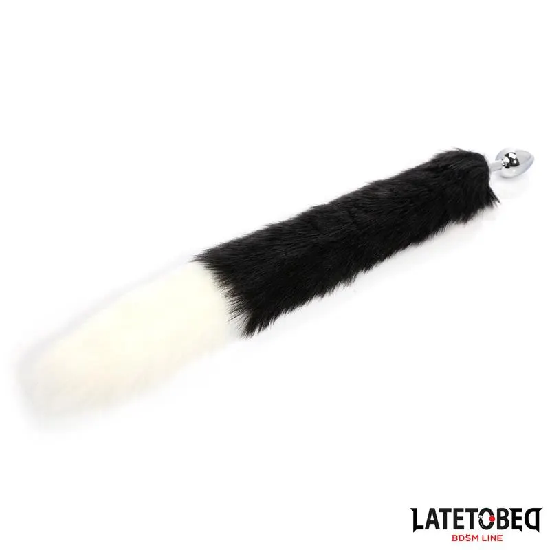 Plug Anal con Cola Blanco y Negro 40 cm · LATETOBED BDSM LINE · Anal — Foto 5