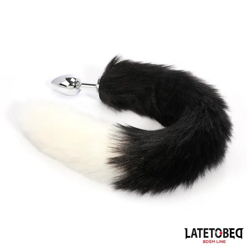 Plug Anal con Cola Blanco y Negro 40 cm · LATETOBED BDSM LINE · Anal — Foto 6