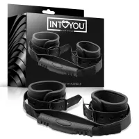 Esposas de Cuero Vegano con Asidero · INTOYOU BLACK SHADOW · Esposas y Ataduras