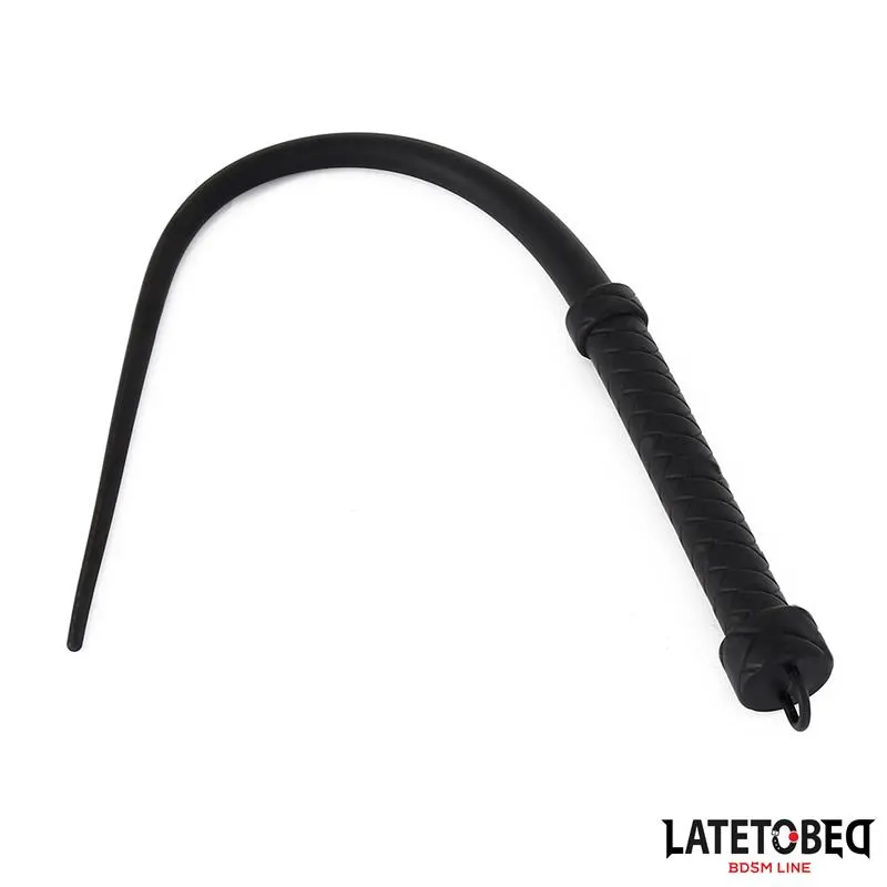 Látigo de Silicona Negro 63.5cm · LATETOBED BDSM LINE · Spanking y Azotes