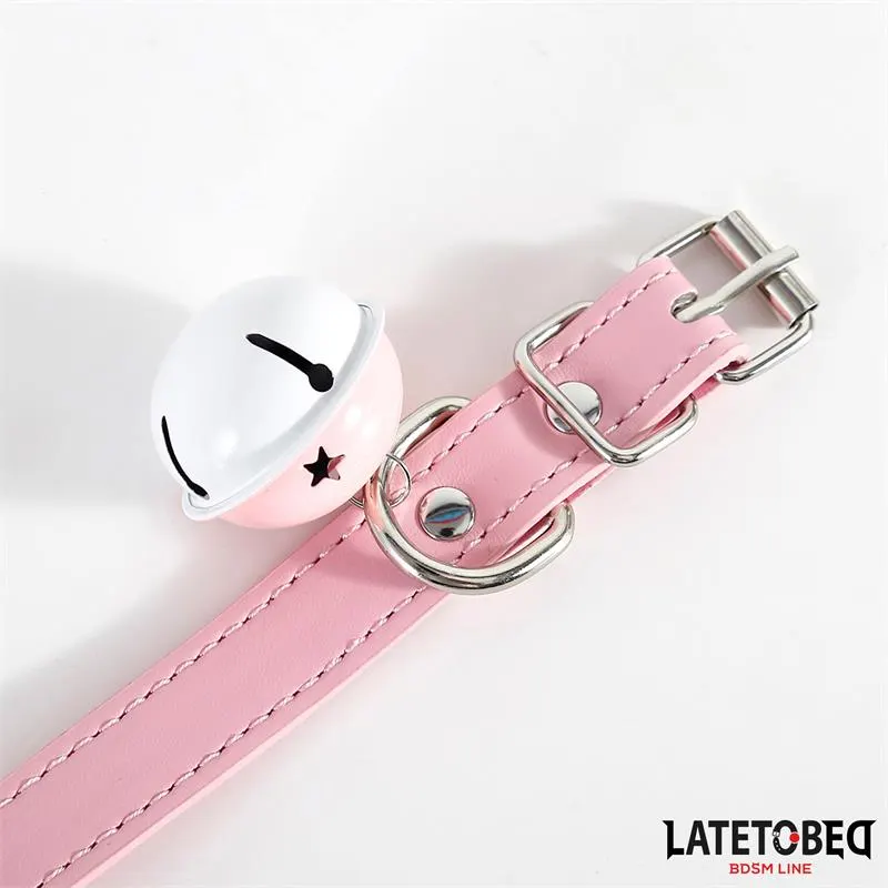Collar con Cascabel Ajustable Rosa · LATETOBED BDSM LINE · Accesorios BDSM y Fetish — Foto 3