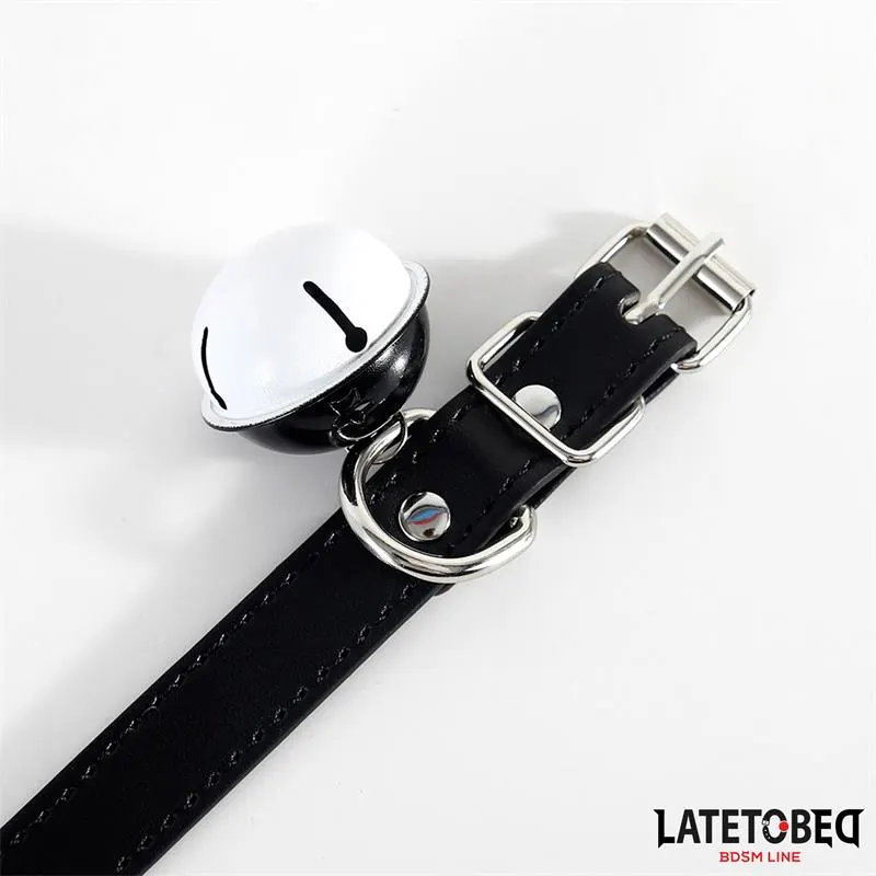 Collar con Cascabel Ajustable Negro · LATETOBED BDSM LINE · Accesorios BDSM y Fetish — Foto 4