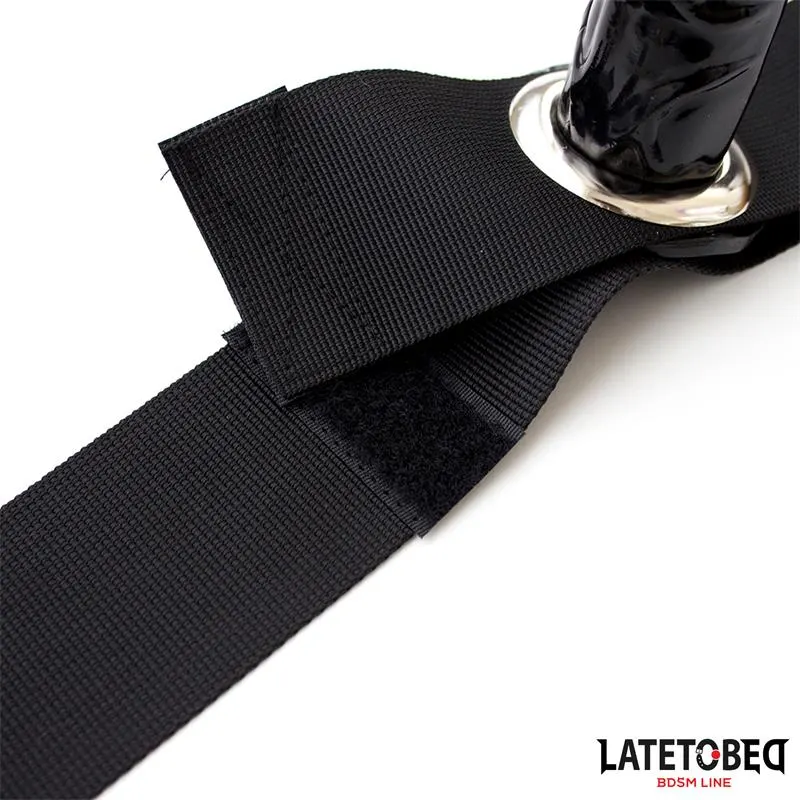 Pene Pequeño Multiposición Pierna Negro · LATETOBED BDSM LINE · Accesorios y Sets — Foto 3