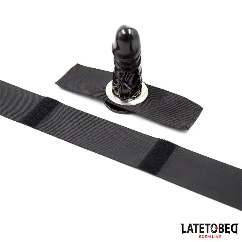 Pene Pequeño Multiposición Pierna Negro · LATETOBED BDSM LINE · Accesorios y Sets — Foto 4
