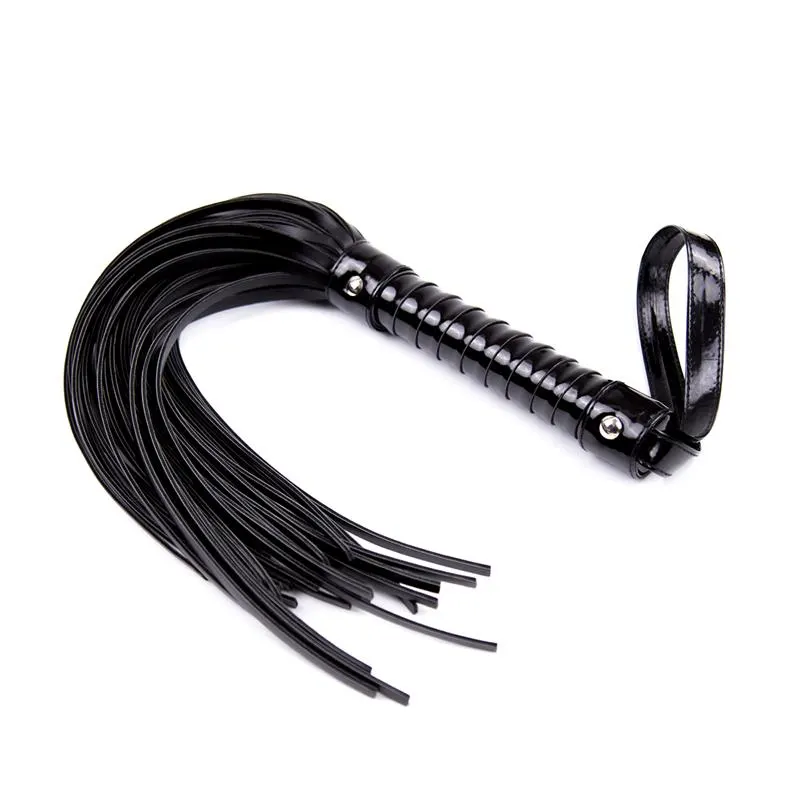 Flogger con Mango Brillante 44 cm Negro · LATETOBED BDSM LINE · Spanking y Azotes — Foto 2