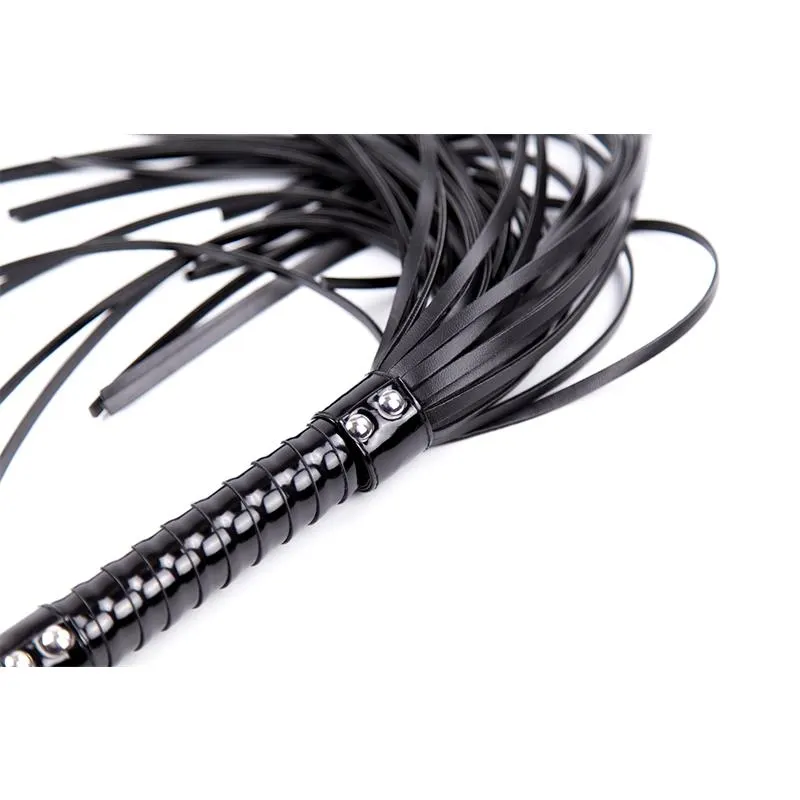 Flogger con Mango Brillante 44 cm Negro · LATETOBED BDSM LINE · Spanking y Azotes — Foto 4