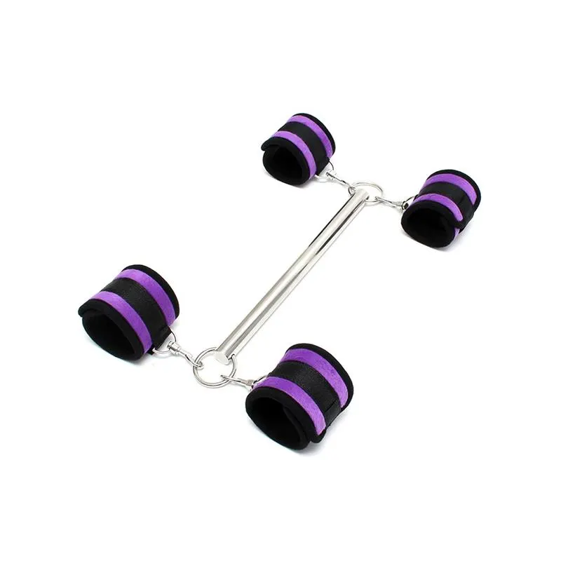 Barra Separadora con Esposas Purpura · BONDAGE PLAY · Esposas y Ataduras — Foto 5