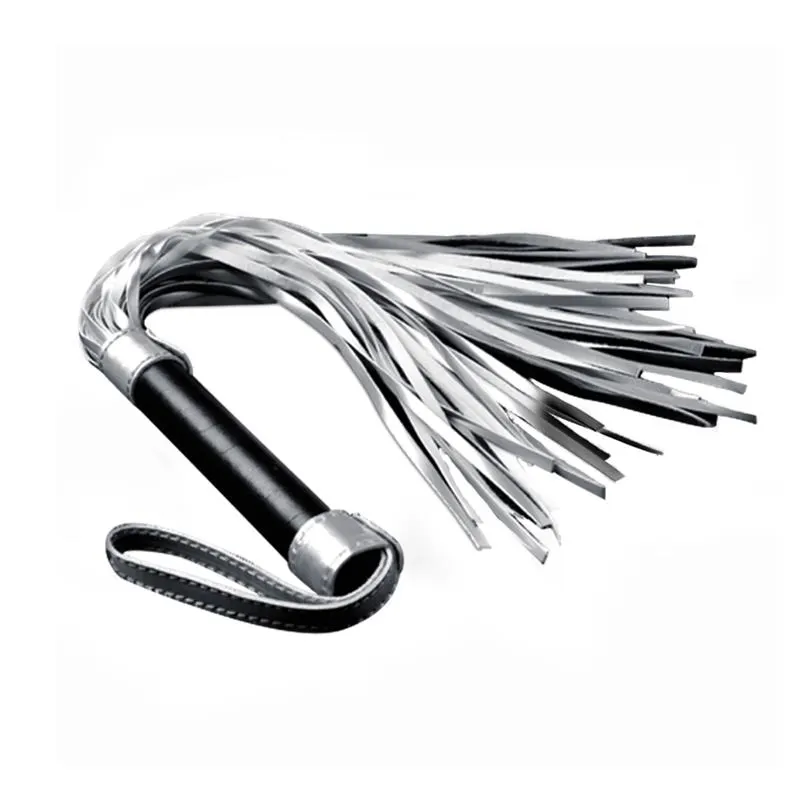 Flogger Cuero Sintético Plateado y Negro · LOVETOY · Spanking y Azotes