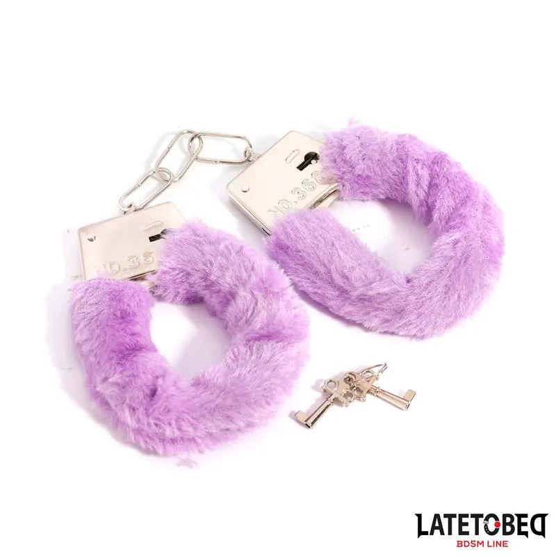 Esposas de Metal Furry de Pelo Púrpura · LATETOBED BDSM LINE · Esposas y Ataduras — Foto 5