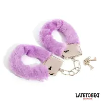 Esposas de Metal Furry de Pelo Púrpura · LATETOBED BDSM LINE · Esposas y Ataduras