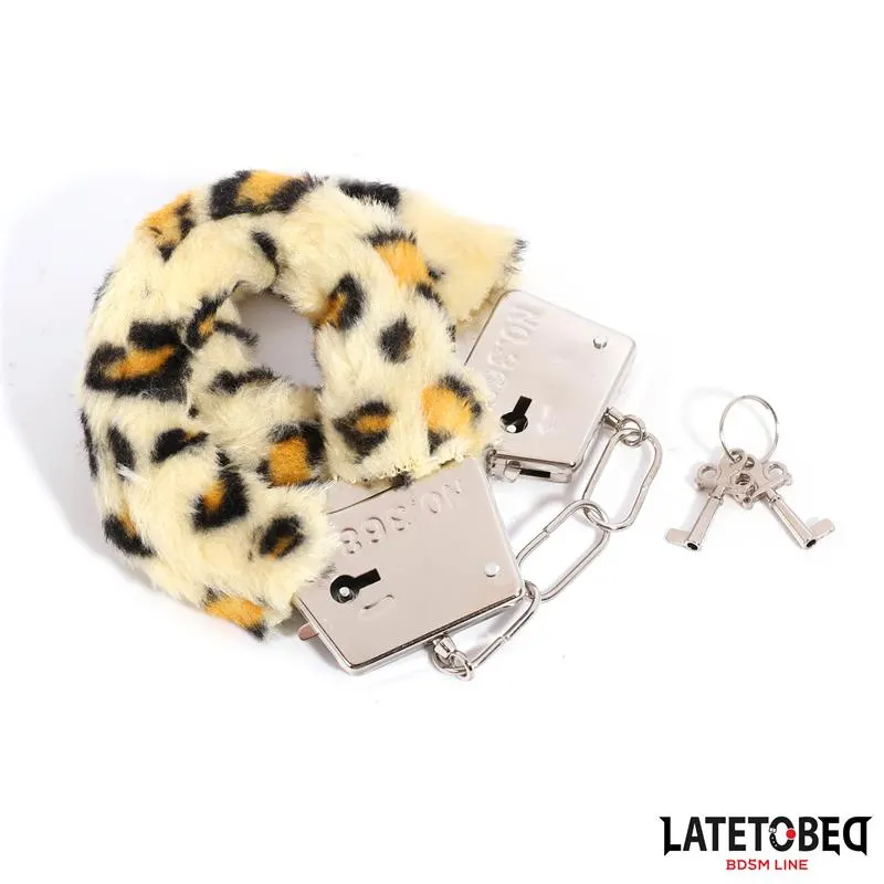 Esposas de Metal Furry con Pelo Animal Print Leopardo · LATETOBED BDSM LINE · Esposas y Ataduras — photo 9