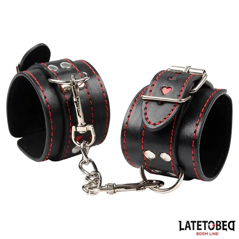 Esposas con Cadenas y Corazones · LATETOBED BDSM LINE · Esposas y Ataduras — Foto 2