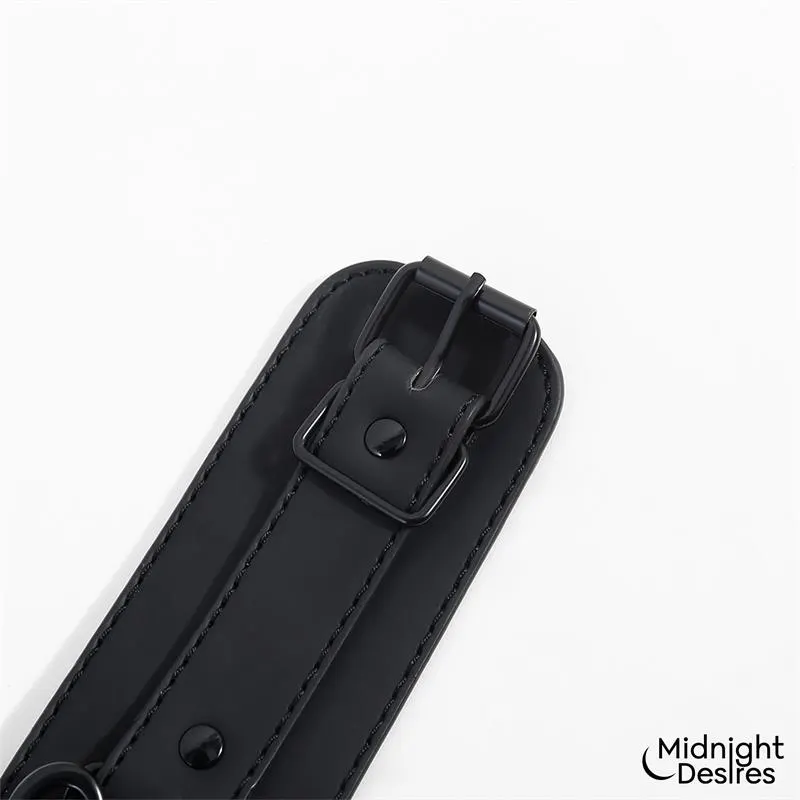 Set de Restricciones con Esposas y Collar con Correa · MIDNIGHT DESIRES · Esposas y Ataduras — photo 8
