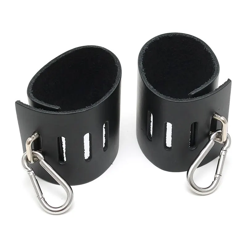 Esposas de Cuero con Ganchos de Carabina (ref. R7616) · BONDAGE PLAY · BONDAGE PLAY · Esposas y Ataduras — Foto 3