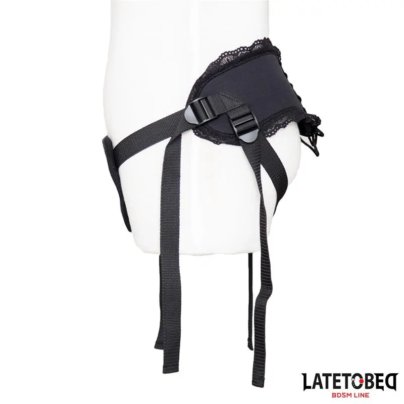 Arnés Strap On Encaje con Anillo Silicona Ajustable · LATETOBED BDSM LINE · Anillos para el Pene — Foto 2