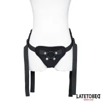 Arnés Strap On Encaje con Anillo Silicona Ajustable · LATETOBED BDSM LINE · Anillos para el Pene