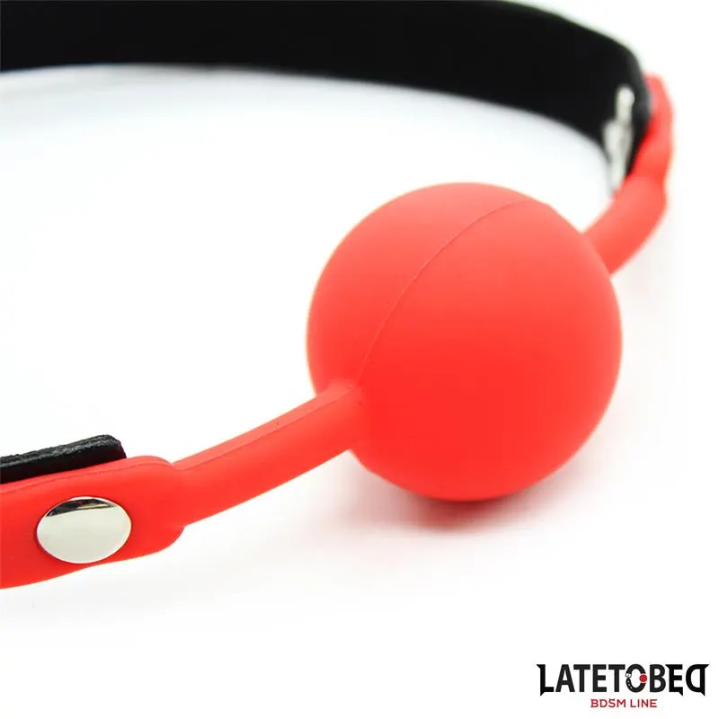 Mordaza Silicona con Candado Rojo · LATETOBED BDSM LINE · Máscaras, Antifaces y Mordazas — Foto 4