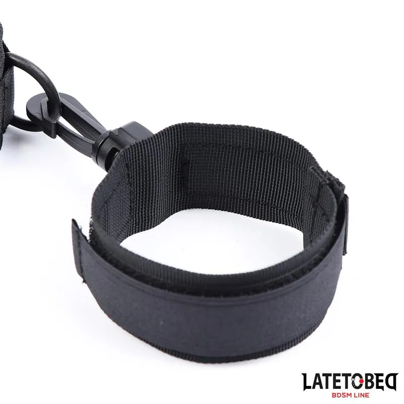 Collar con Esposas Nylon Talla Única · LATETOBED BDSM LINE · Esposas y Ataduras — Foto 6