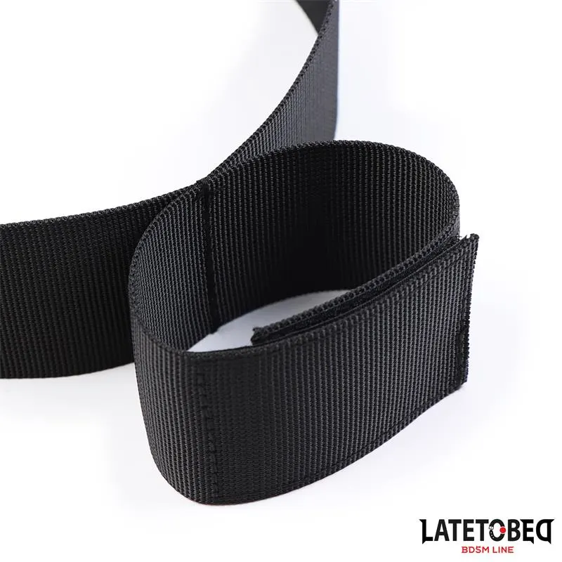 Restricciones de Manos y Muslos Nylon · LATETOBED BDSM LINE · Esposas y Ataduras — Foto 2