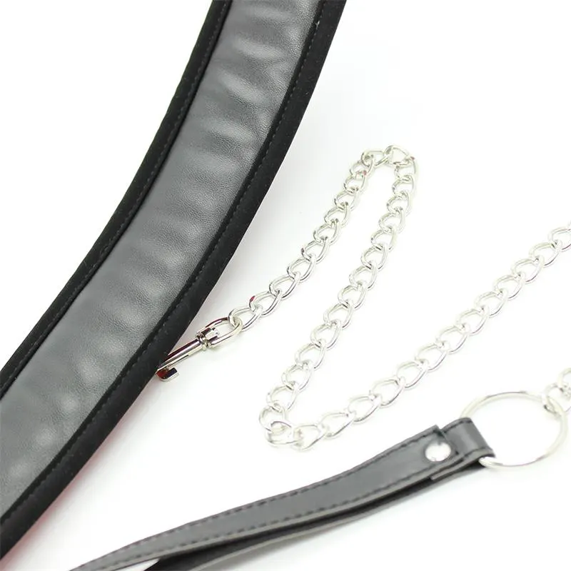 Collar con Correa de Metal e Interior Acolchado Negro · LATETOBED BDSM LINE · Accesorios BDSM y Fetish — foto 9