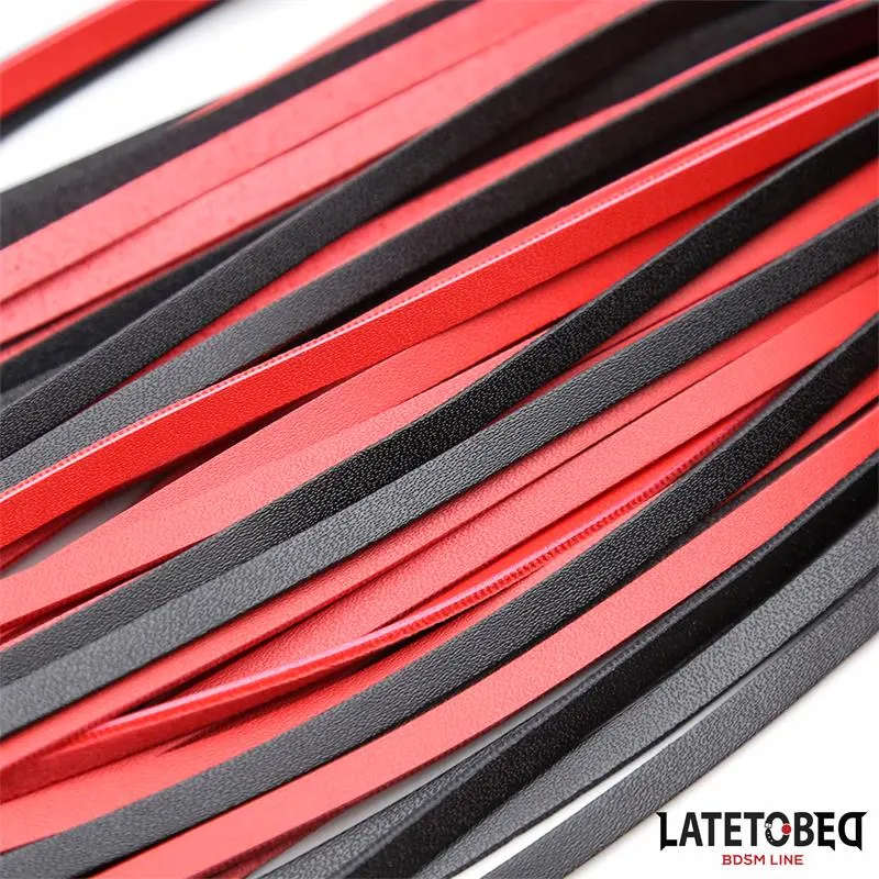 Flogger  65cm Negro y Rojo · LATETOBED BDSM LINE · Spanking y Azotes — photo 5