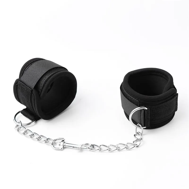 Esposas de Neopreno con Velcro · LATETOBED BDSM LINE · Esposas y Ataduras