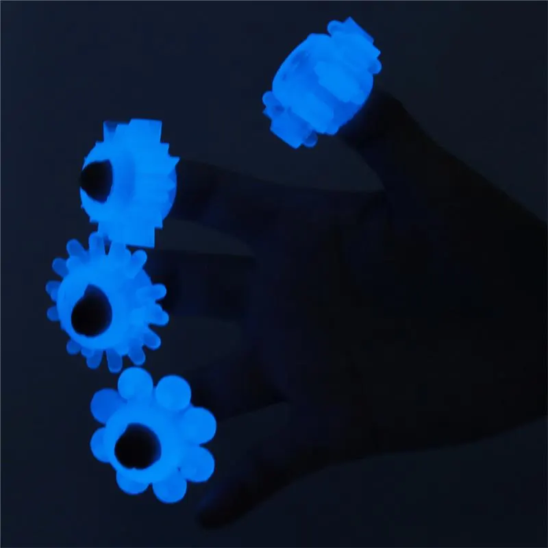 Lumino Play Set 4 Anillo para el Pene Luz Azul · LOVETOY · Anillos para el Pene — photo 6